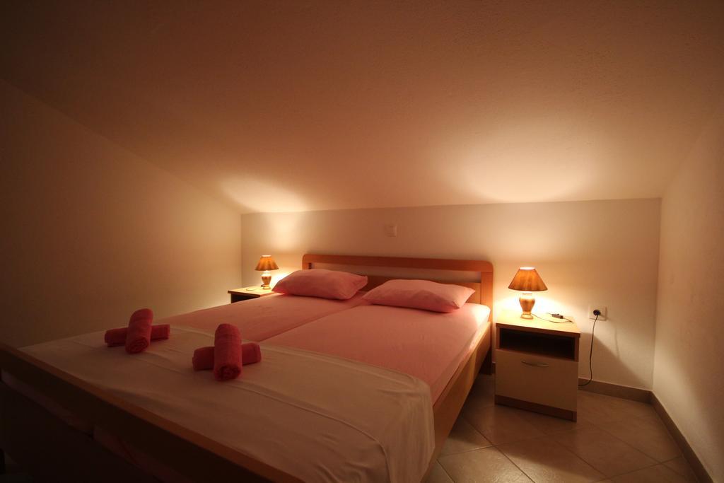 Apartments Adriatika Makarska Habitación foto