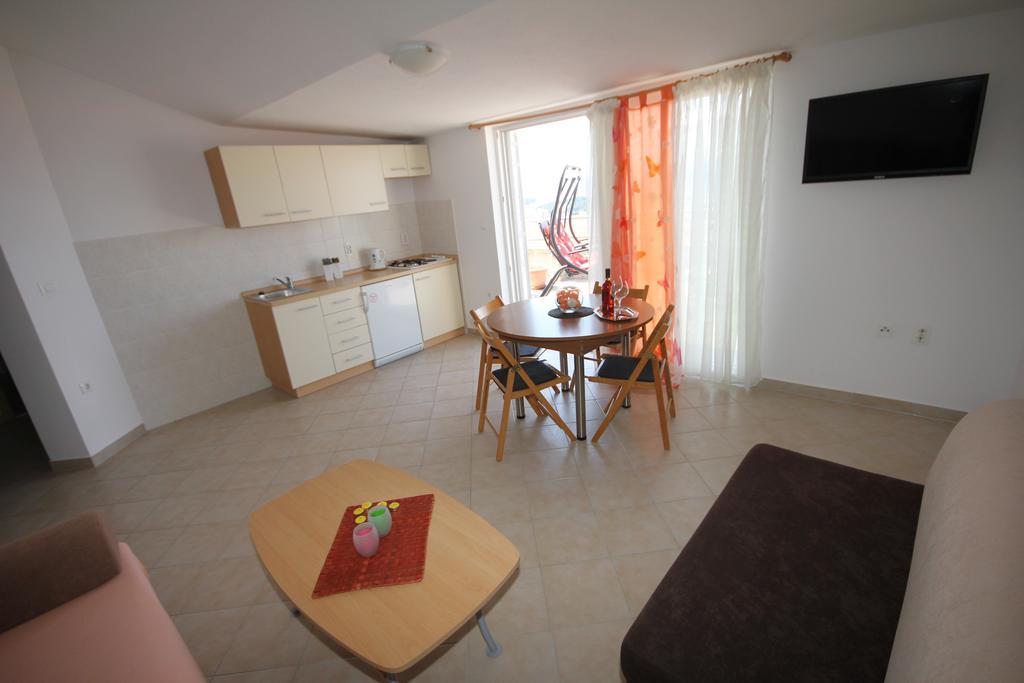 Apartments Adriatika Makarska Exterior foto