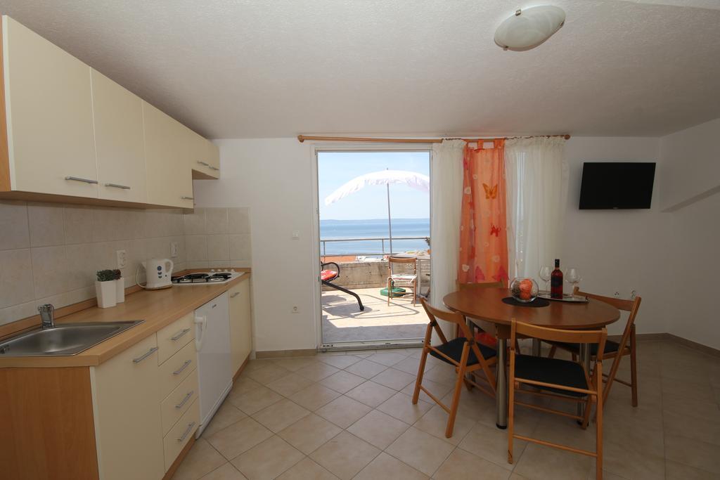 Apartments Adriatika Makarska Habitación foto